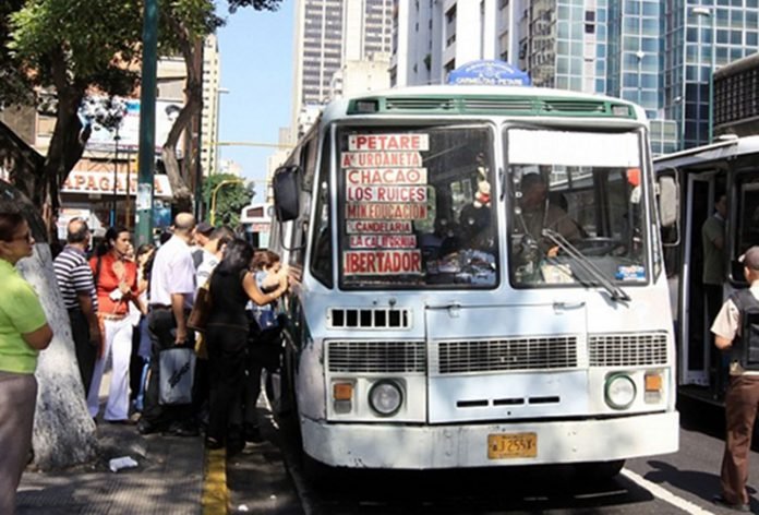 Caracas | Transportistas esperan llevar el pasaje urbano a 1 dólar +Detalles