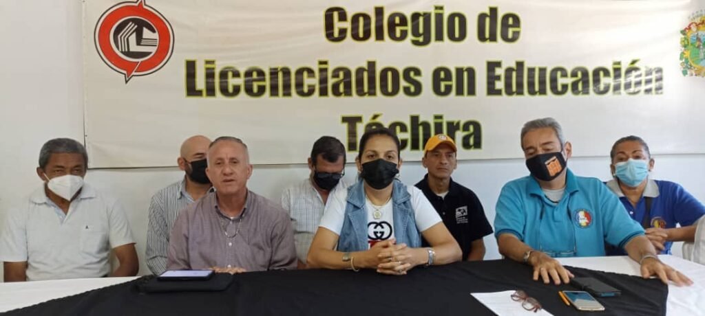 Educadores en Táchira seguirán movilizados: "Aún falta la eliminación del instructivo Onapre"