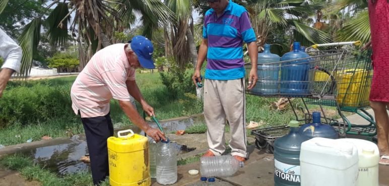 Delphos: La falta de agua es el principal problema que enfrentan los vecinos de Guaicaipuro en Miranda (+Datos)