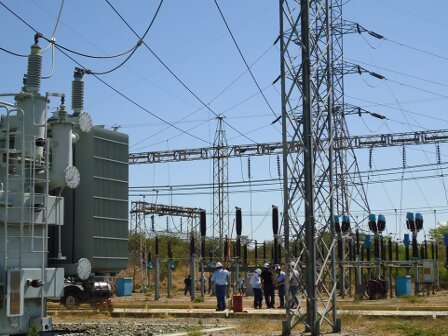 Carabobo genera menos de 10% de los 750 megavatios (mw/h) que se necesitan para cubrir la demanda de energía eléctrica en los 14 municipios de la entidad, así lo indicó este miércoles Isnaldo Jiménez, coordinador responsable de la comisión de energía eléctrica del Centro de Ingenieros del estado Carabobo
