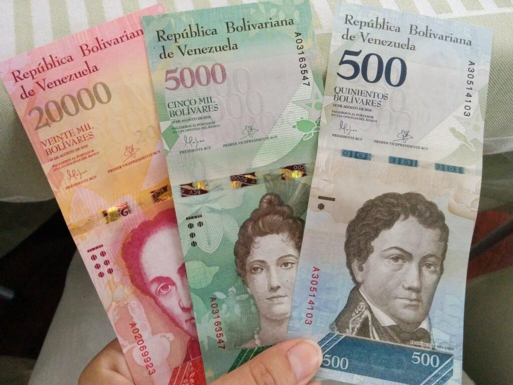 Reconversión monetaria en Latinoamérica