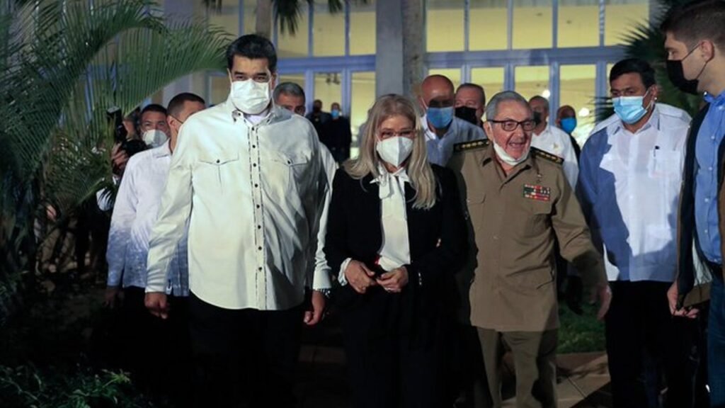 Maduro se trasladó a Cuba para participar en la cumbre del ALBA