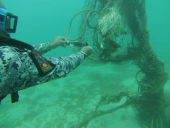 Pescadores hallan un cadáver bajo el mar en Cubagua