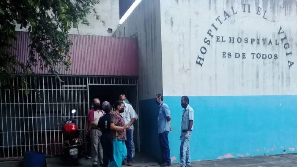 Detienen a doctora que pretendía cobrar para agilizar intervención quirúrgica en hospital de Mérida