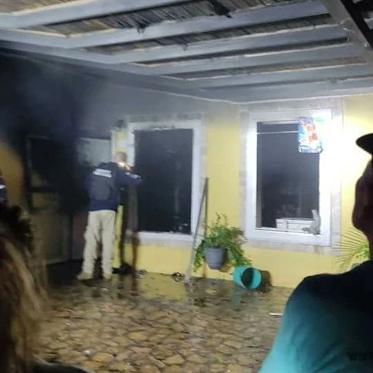 Tres muertos y cuatro heridos por explosión en una vivienda en Portuguesa