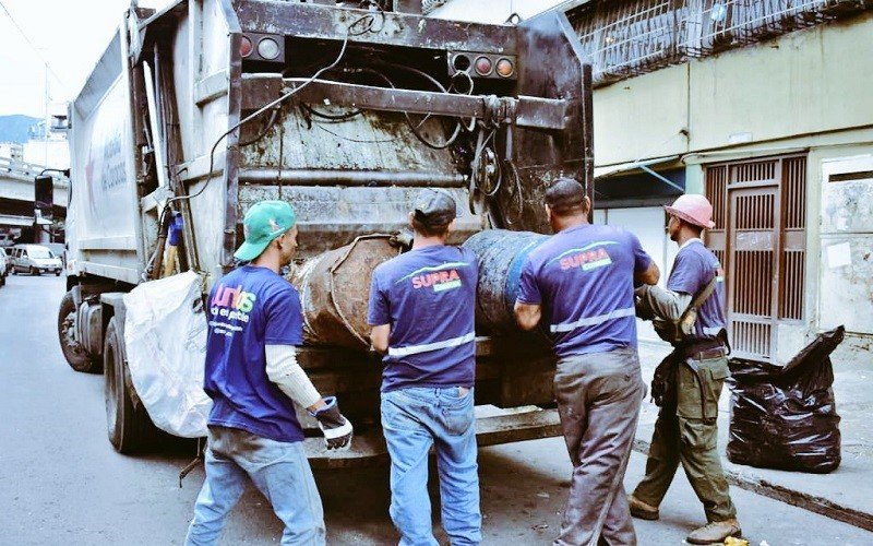 Caracas| Trabajadores de Supra se fueron a paro y cierran el vertedero de Las Mayas