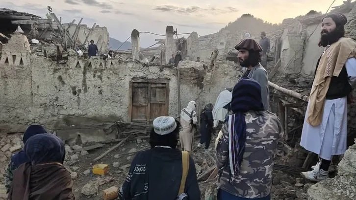 Terremoto en Afganistán ha dejado más de mil fallecidos (+Imágenes)