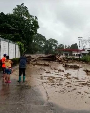 #ATENCIÓN Las lluvias generan emergencias en al menos cuatro estados de Venezuela (+Videos)