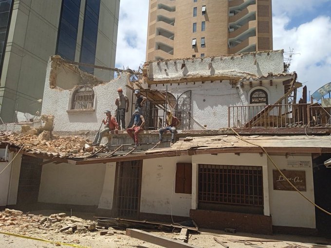Marisquería Dena Ona se suma a la lista de locales demolidos en la Gran Caracas