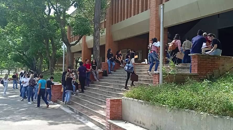 ¡Paro indefinido! Trabajadores universitarios en Anzoátegui continuarán exigiendo pagos completos
