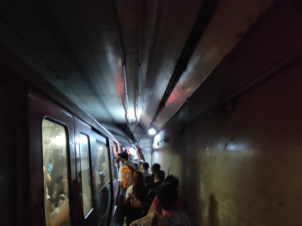 desalojo Metro de Caracas