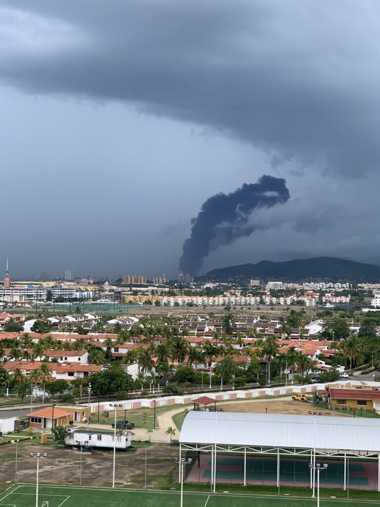 LOÚLTIMO | Se registró otro incendio en la refinería Guaraguao +Videos
