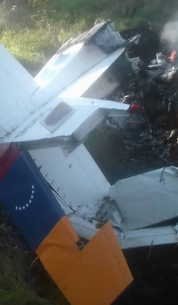 El avión de la FANB se precipitó  a tierra, en Puerto Ayacucho, estado Amazonas