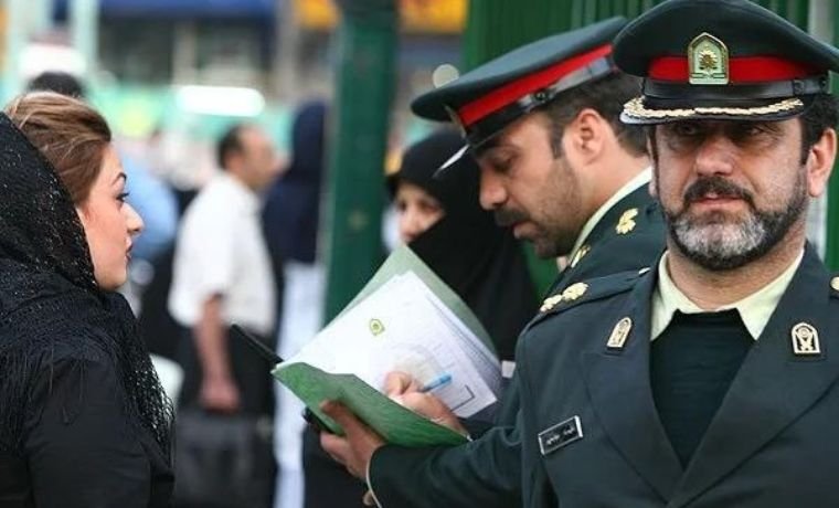 Irán Policía de la Moral