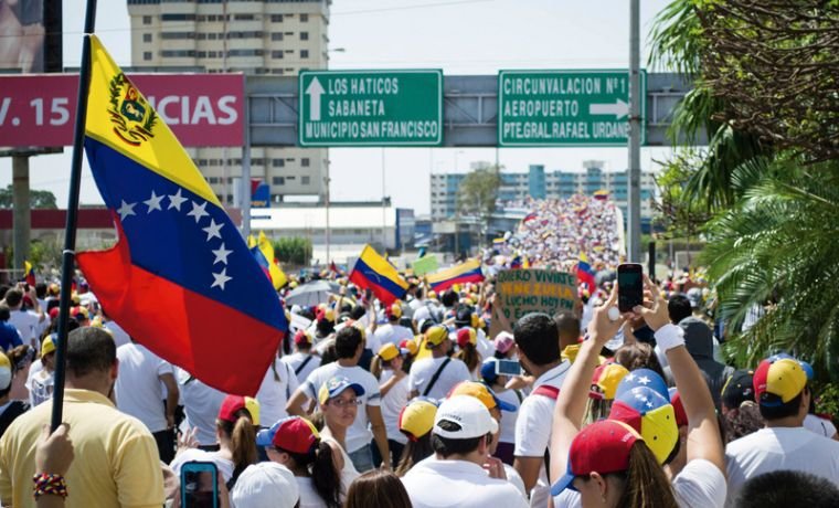 Reinaldo Aguilera - Venezuela es un Cuero Seco