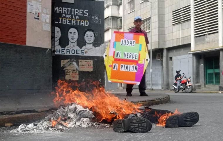 quema de judas en venezuela