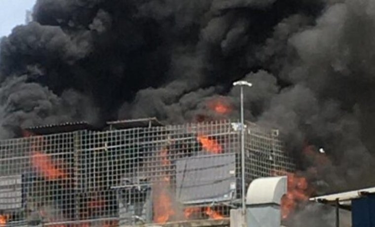 Se registró un incendio en el Centro Comercial Jardines La Urbina en Caracas