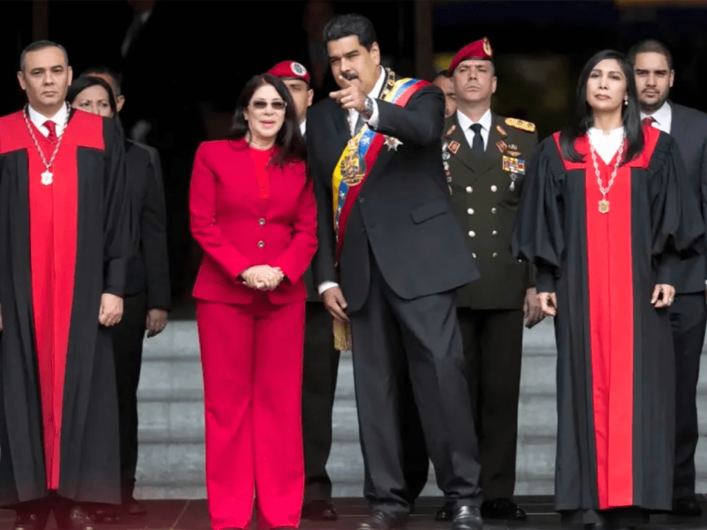 EL TSJ ha sido el arma más importante de Maduro para arrebatar lo acompañaron durante años en el Gran Polo Patriótico