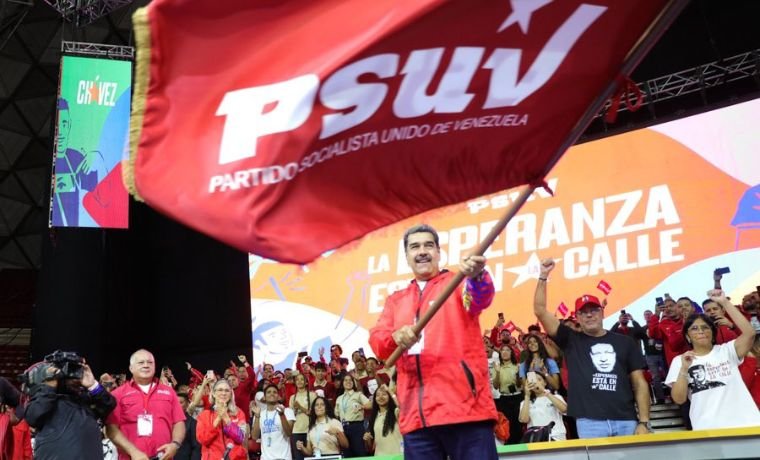 Maduro es proclamado candidato del Psuv