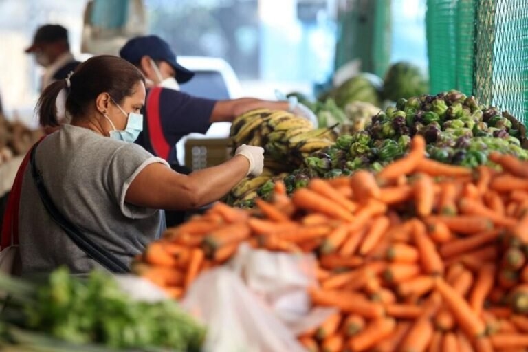 Fedeagro En Venezuela hay abastecimiento, porque se está consumiendo la mitad de lo que se consumía antes