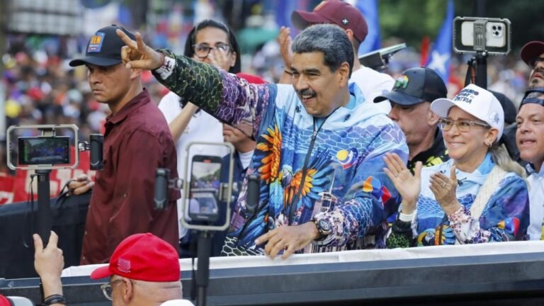 Atentos | Anuncian que cierre de campaña presidencial de Nicolás Maduro será en la Avenida Bolívar de Caracas este #25jul