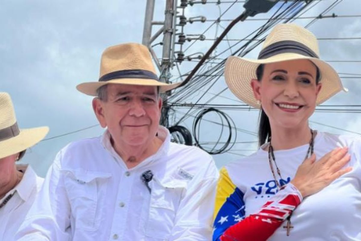 Edmundo González y María Corina Machado desde Barinas | “Juntos somos imbatibles, los buenos somos más”