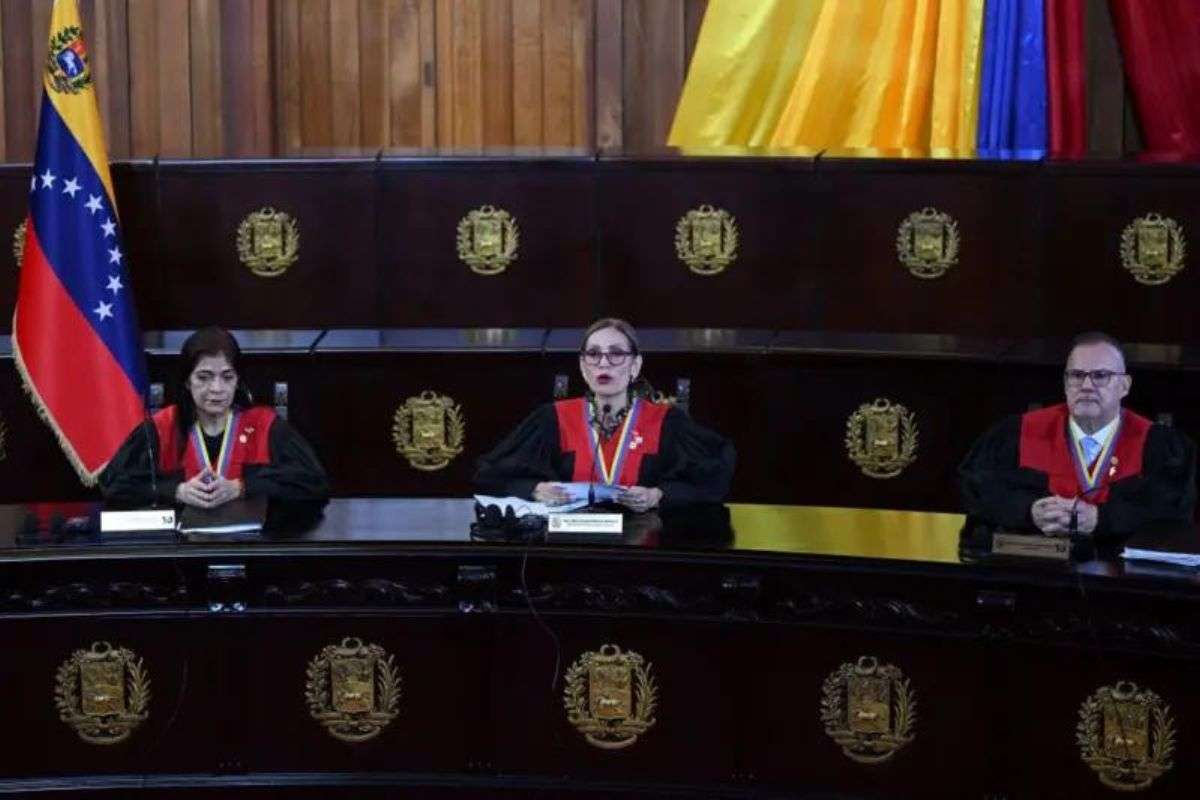 Enrique Ochoa Antich | Maduro va ganando