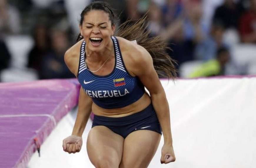 Roybelis Peinado se clasifica a la final de salto con pértiga en Juegos Olímpicos