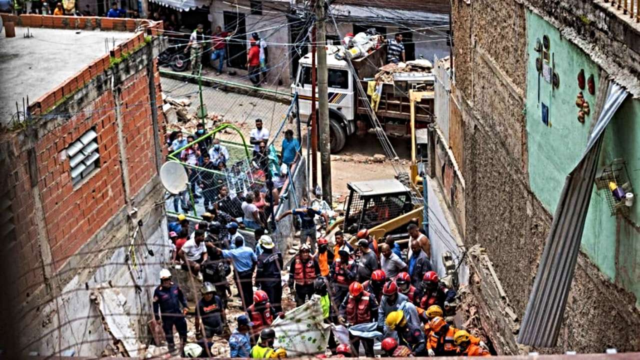 Cáritas llamó a la solidaridad tras explosión en Barrio Unión de Petare, hacen falta productos proteicos y envases plásticos