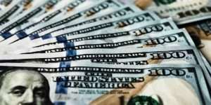 Dólar paralelo abre con mínimo descenso en su precio