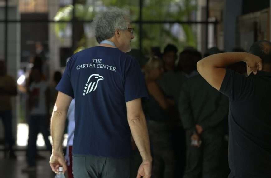 Centro Carter confirma triunfo de Edmundo González en elecciones de Venezuela, "No hay evidencia de hackeo"