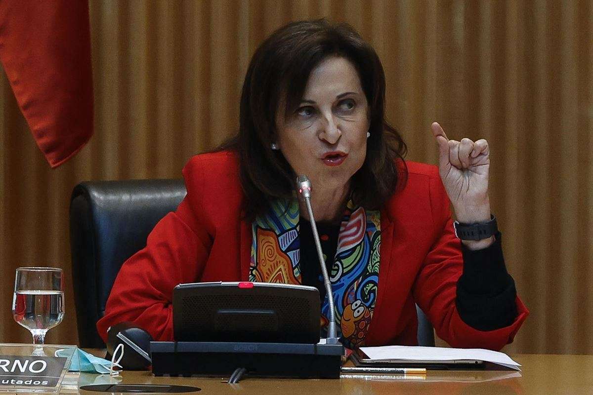 Ministra de Defensa Robles. España Venezuela