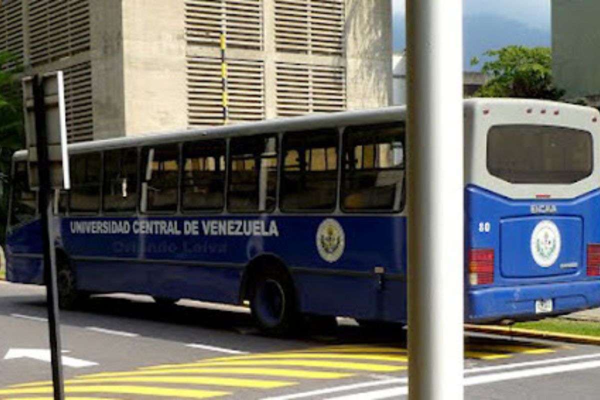 ¡Buenas noticias! La UCV reactiva su servicio de transporte