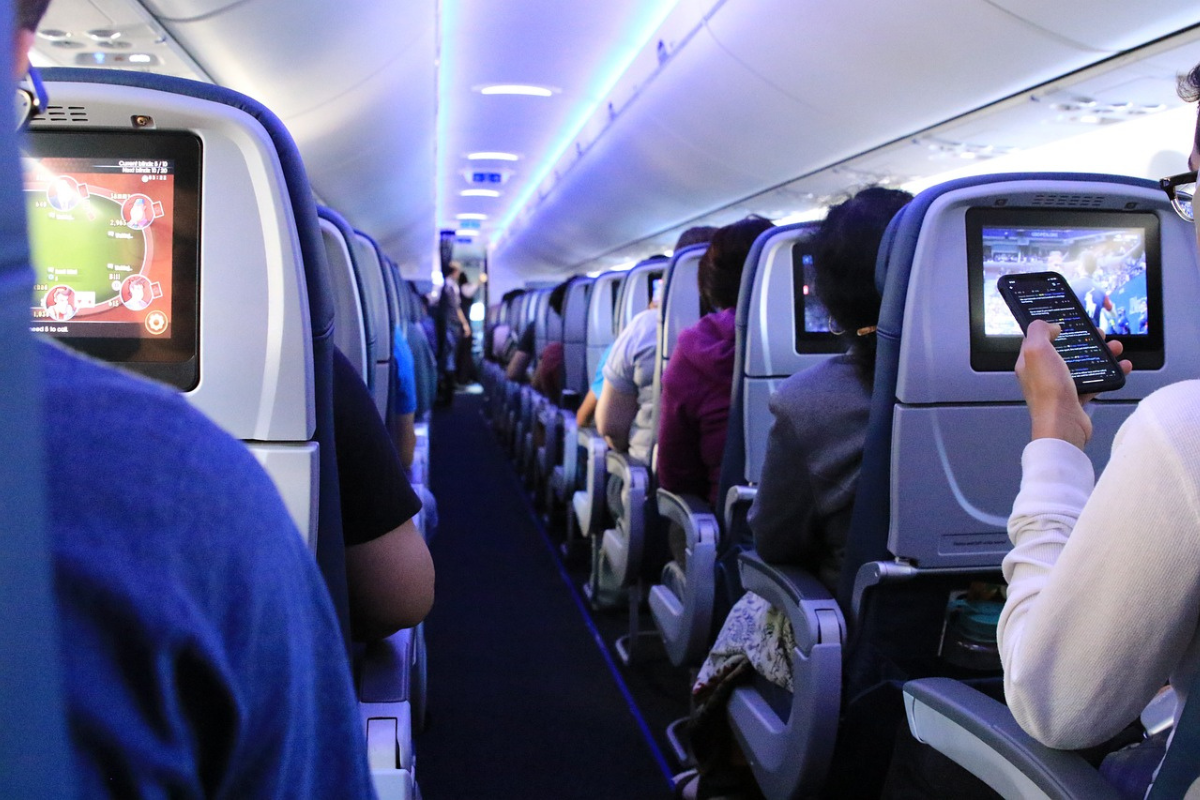 Reuben Morales | Un viaje por los que viajan en avión