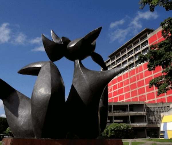 Unesco evalúa daños estructurales en la UCV tras destructivo terremoto en Venezuela