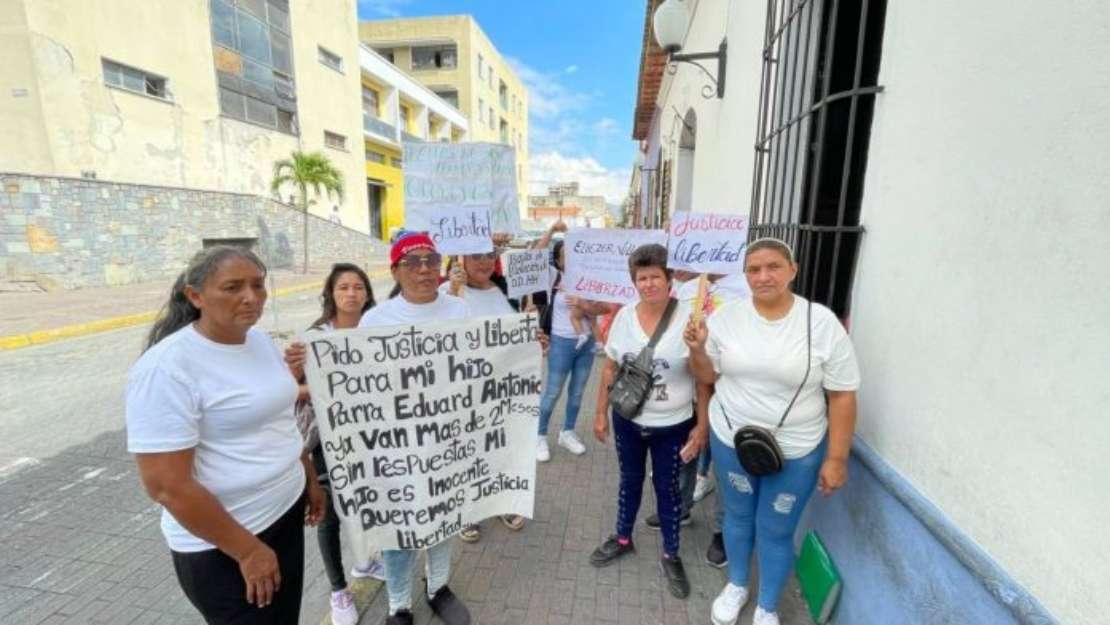 Familiares exigen libertad para detenidos en protestas postelectorales en Lara