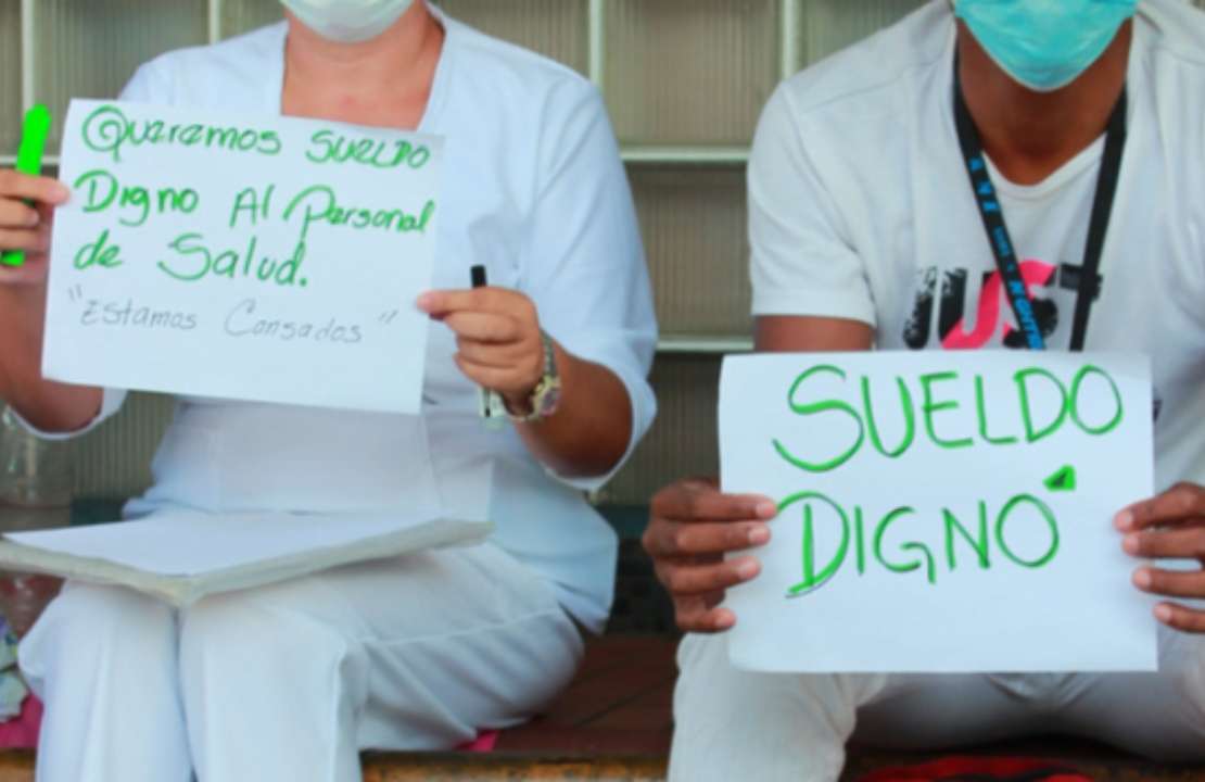 Trabajadores de la salud exigen pago de 2000 dólares en aguinaldos