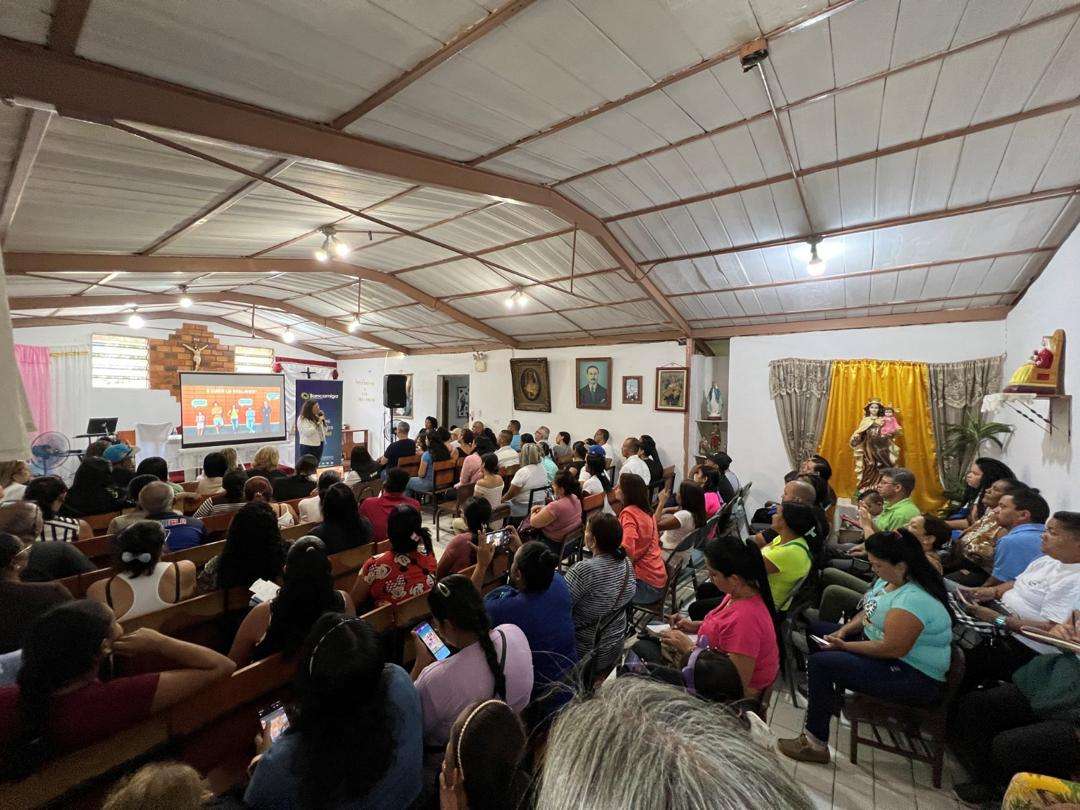 Bancamiga en La Vega y emprendedores