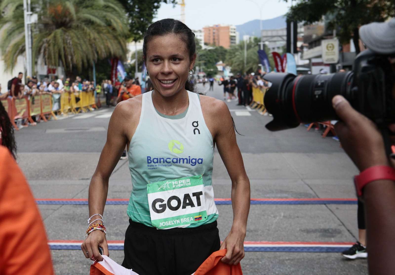 La finalista olímpica y embajadora Bancamiga, Joselyn Brea