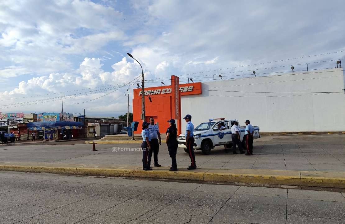 #Zulia | Susto en La Limpia por artefacto explosivo
