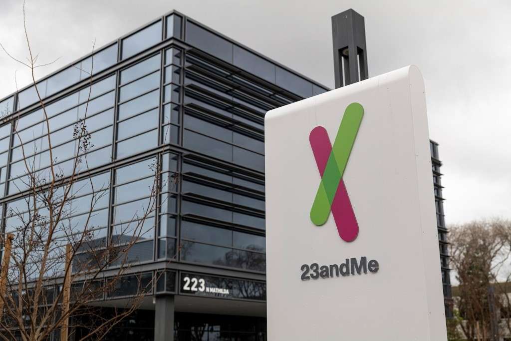 En un giro inesperado, 23andMe, la reconocida empresa de análisis genético que alcanzó una valoración comparable a la de gigantes como Apple, se encuentra en una situación crítica.
