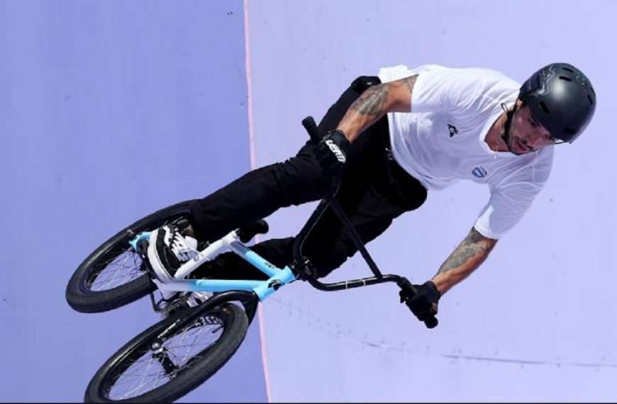El destacado ciclista venezolano Daniel Dhers, de 39 años, se despide del BMX Freestyle en el reciente Campeonato Panamericano