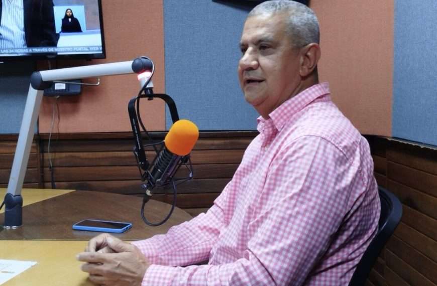 “Fijamos el precio y usamos la tasa del dólar BCV del día, no estamos utilizando la tasa del euro”, enfatizó Atencio, quien también expresó su esperanza de que la brecha cambiaria se reduzca pronto.