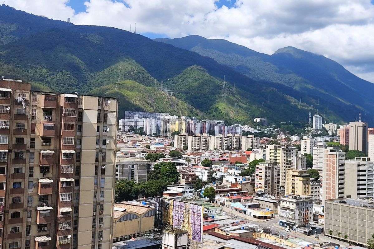 ¿Lloverá o no? El Inameh te trae el pronóstico del tiempo para este miércoles 6Nov . Foto: Punto De Corte