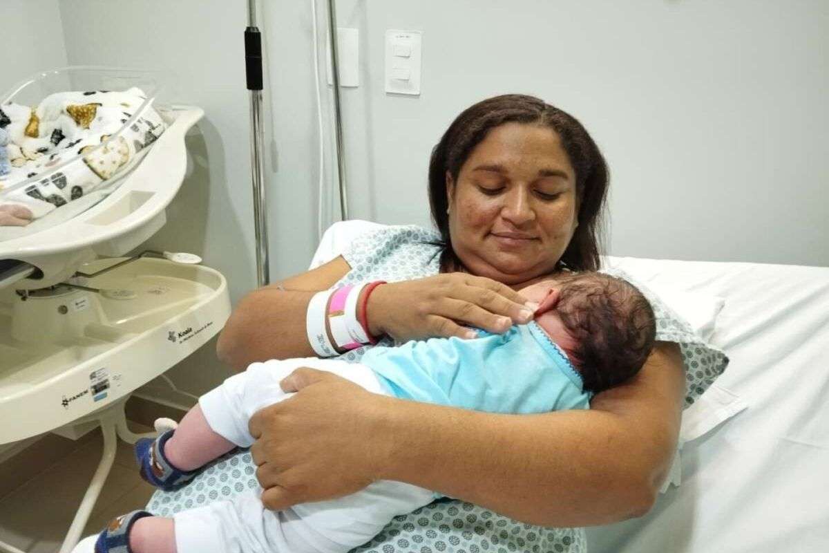 Nace bebé brasileño pesando 5.1 kilos y preocupa a los médicos