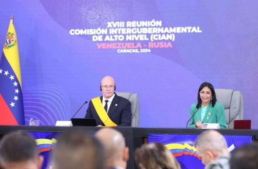 Rusia y Venezuela firmaron 17 acuerdos de cooperación hasta el 2030