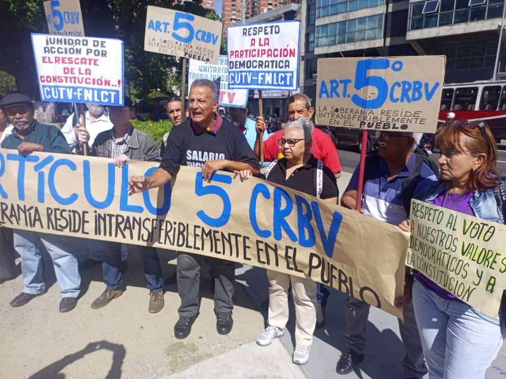 Trabajadores frente al CNE