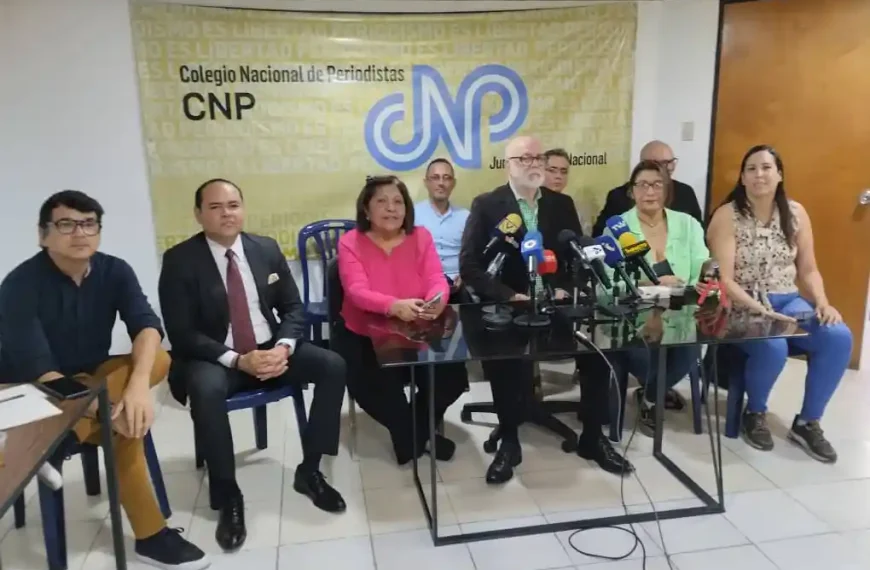 El CNP exige la liberación inmediata de 14 periodistas detenidos por motivos políticos. Foto cortesía Efecto Cocuyo