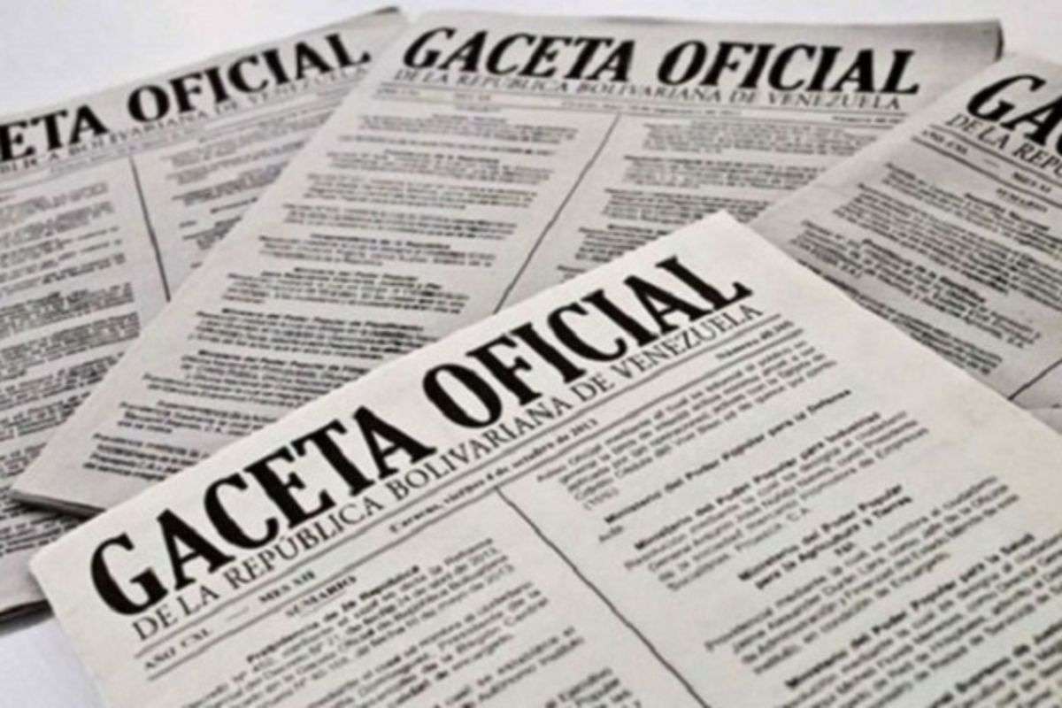 Maduro renueva inamovilidad laboral hasta 2026