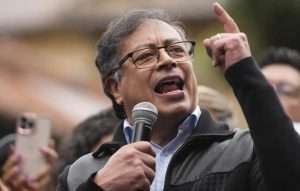 Cámara de Representantes de Colombia aprobó proposición que insta a Gustavo Petro a no asistir a la toma de posesión de Nicolás Maduro